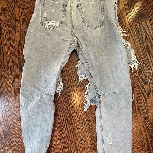 Size 24 One teaspoon cropped light washed jeans - Picture 7 of 7